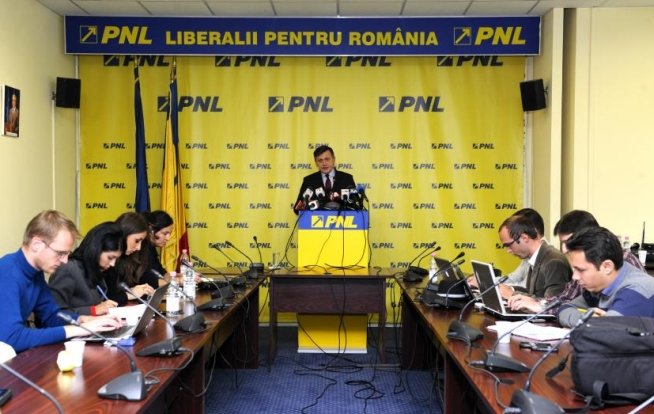 Antonescu: Ponta ar fi un candidat redutabil la prezidenţiale, dar nu cred că ar fi mai bun decât mine