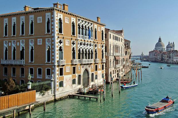 Vrei să trăieşti ca un rege? Iată cele mai spectaculoase palate şi castele transformate în hoteluri 228853