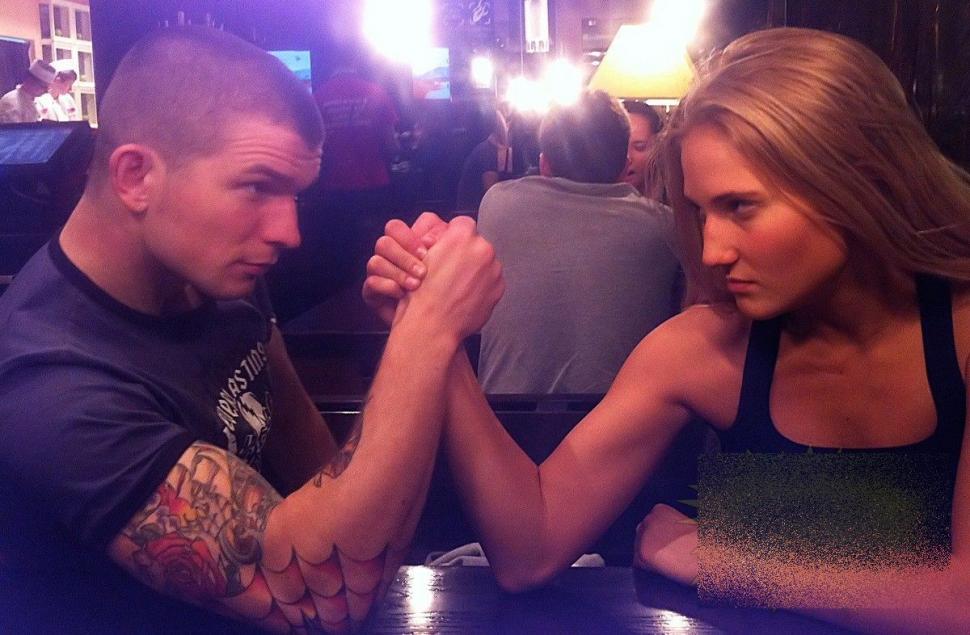 "Cel mai mare VIS al meu este să am un IUBIT". De ce NICIUN bărbat nu vrea să fie cu blonda asta superbă 228946