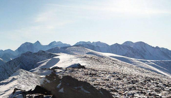 Povestea incredibilă a meteorologilor care prezic cum vor fi VREMURILE. Trăiesc izolaţi, la o înălţime de 2.600 de metri 228992