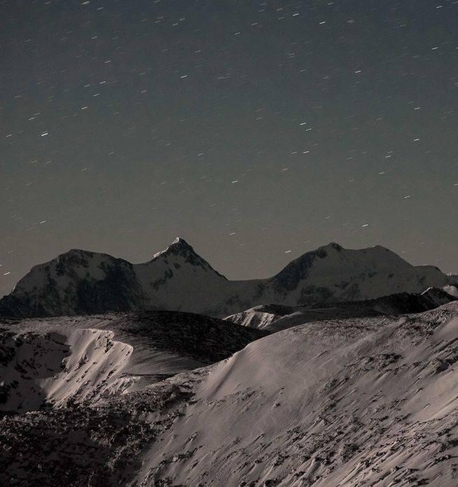 Povestea incredibilă a meteorologilor care prezic cum vor fi VREMURILE. Trăiesc izolaţi, la o înălţime de 2.600 de metri 228996