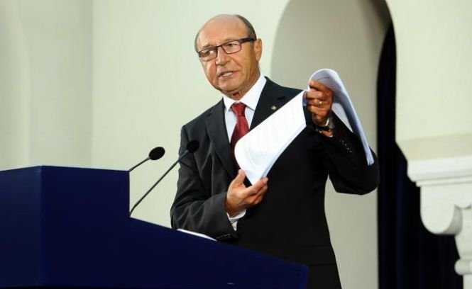 Preşedintele Băsescu: Am trimis CSM o copie a acordului de coabitare