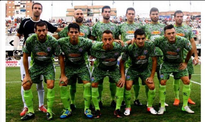 Când fotbalul sfidează estetica. Top 10 cele mai urâte echipamente 229311