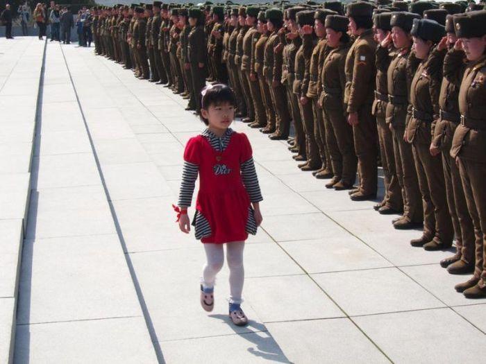 Imagini REALE din statul care aprinde spiritele pe plan internaţional. "Coreea de Nord este o ţară frumoasă" 229240