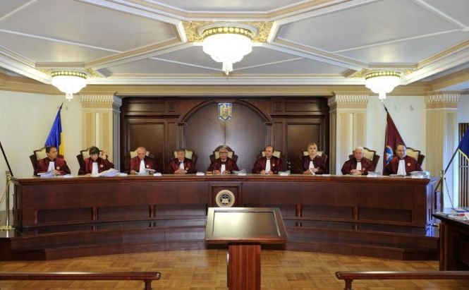 Preşedintele Băsescu a sesizat CC asupra Legii privind cooperarea dintre Parlament şi Guvern în domeniul afacerilor europene