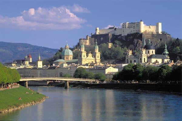  Excursie în Salzburg, oraşul muzicii