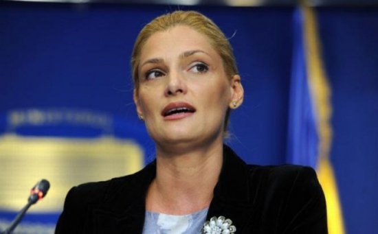 Ramona Mănescu, despre eşecul privatizării CFR Marfă: „Ministerul Transporturilor şi-a îndeplinit obligaţiile contractuale”
