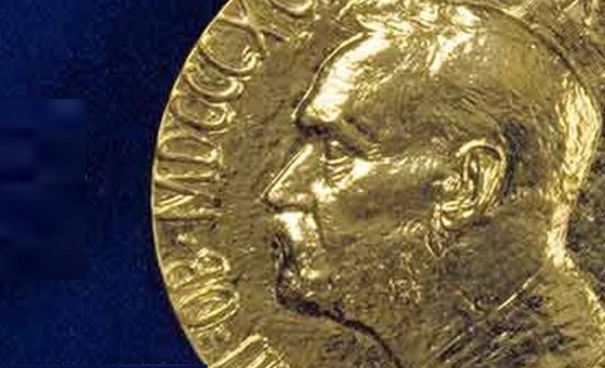 Trei profesori americani au primit Nobelul pentru economie, după studii privind evoluţia pieţelor