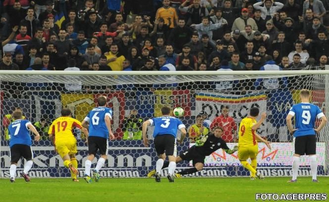 România a învins Estonia cu 2-0 şi s-a calificat la barajul pentru Cupa Mondială din 2014