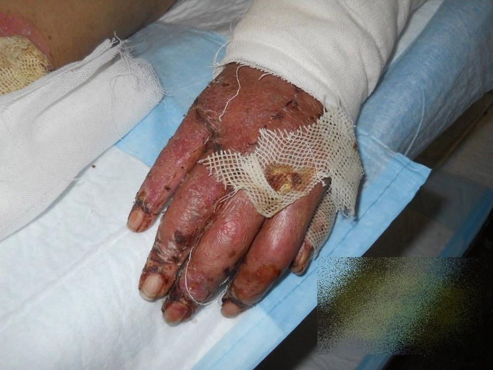 China.Ce i-a făcut acest MONSTRU iubitei lui pentru că a refuzat să se CULCE cu el 230383