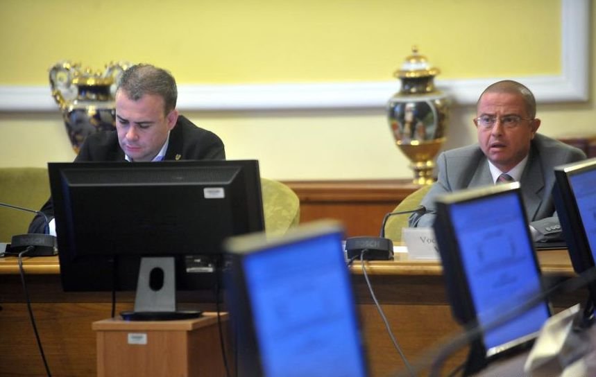 Şedinţele în care Comisia Roşia Montană va dezbate pe articole proiectul de lege vor fi secrete