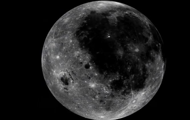 Luna, aşa cum nu poate fi zărită de pe Terra. Vezi aici imagini spectaculoase