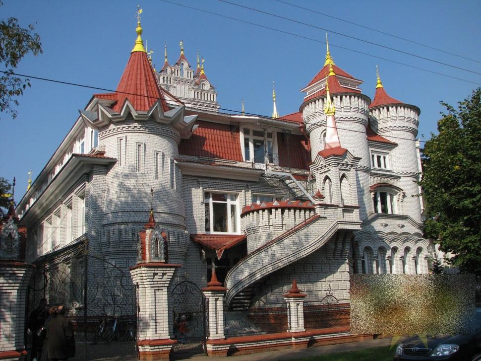 Ce credeţi că reprezintă această "casă"? Ruşii se mândresc cu ea 231139