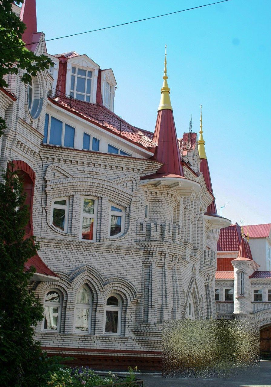 Ce credeţi că reprezintă această "casă"? Ruşii se mândresc cu ea 231145