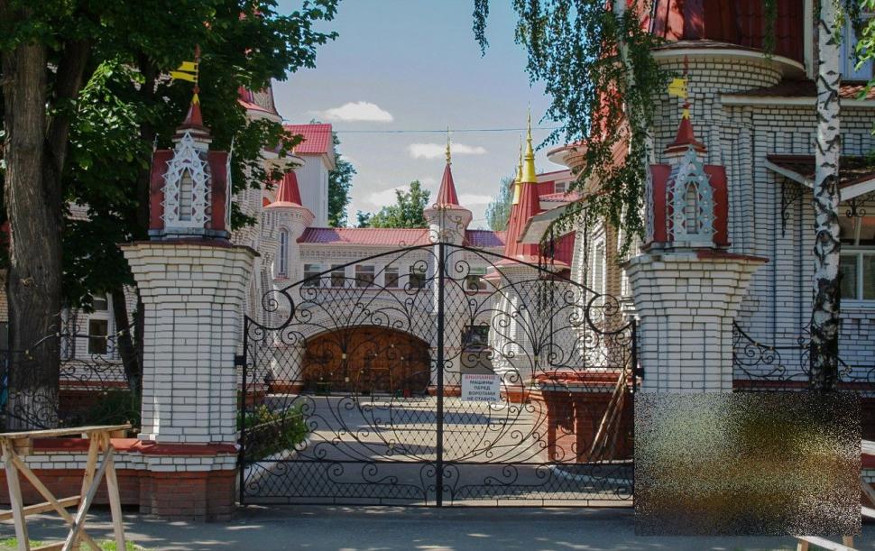 Ce credeţi că reprezintă această "casă"? Ruşii se mândresc cu ea 231147