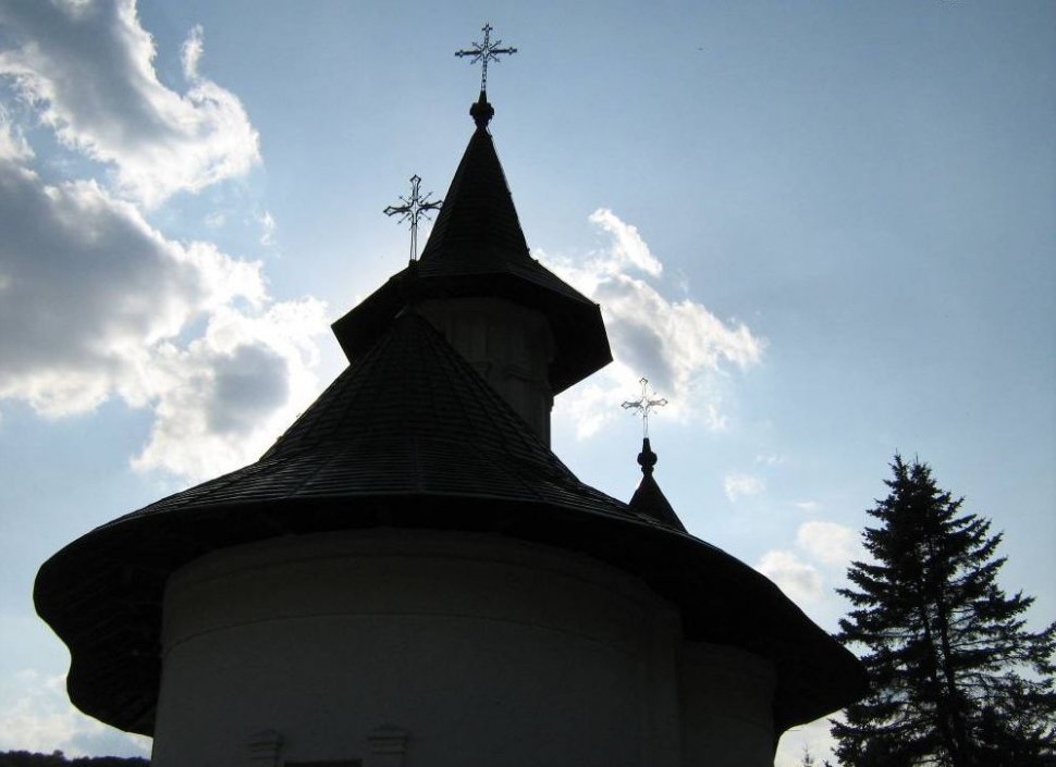 Patriarhia Română acuză unele agenţii de turism că organizează pelerinaje la locurile sfinte în numele Bisericii Ortodoxe
