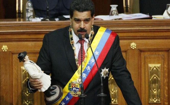 Doi mercenari au acceptat să-l asasineze pe preşedintele Venezuelei în schimbul sumei de 10.600 de dolari, susţine ministrul de Interne