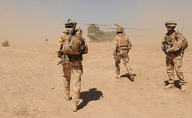 Procuratura militară britanică denunţă ororile din Afganistan. Un insurgent a fost EXECUTAT fără milă