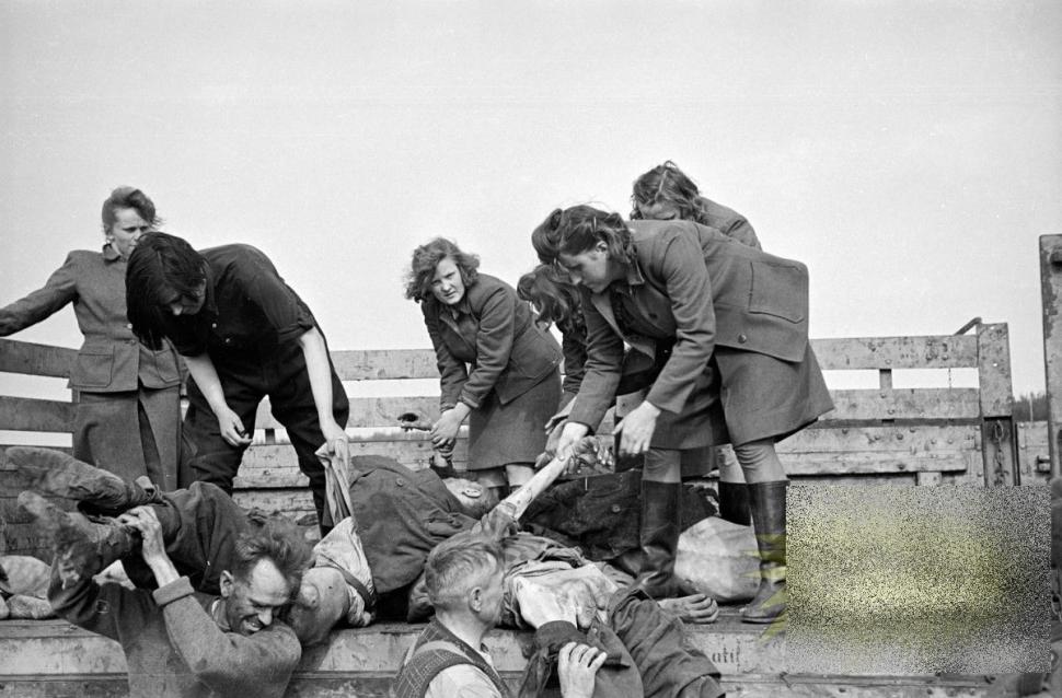 Imagini CUTREMURĂTOARE care au adus BLESTEMUL asupra celei mai puternice ţări din Europa 232072