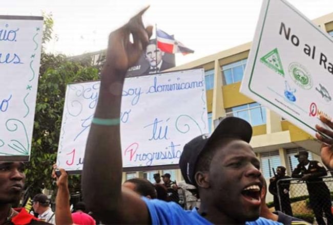 ŞOCANT! Tânăr împuşcat în cap la protestele din Republica Dominicană