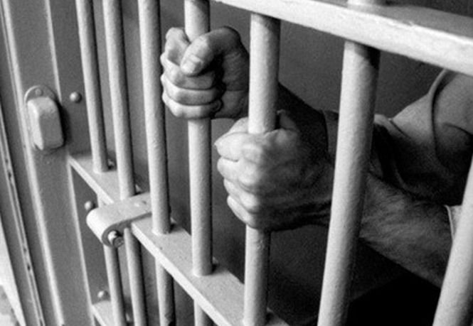 Un deţinut de la Penitenciarul Ploieşti a evadat de sub nasul gardienilor