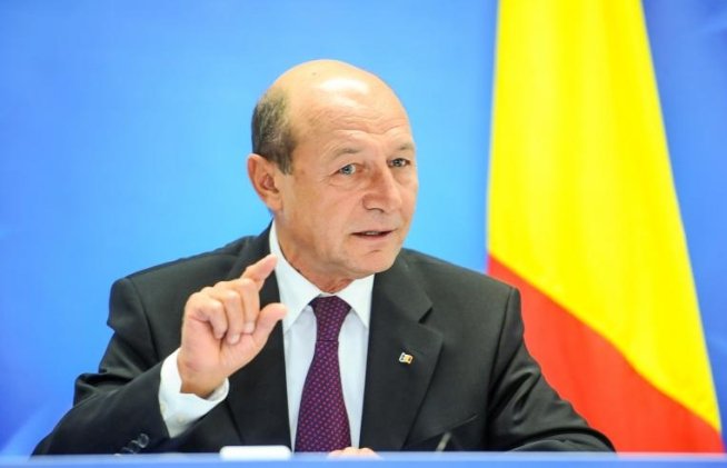 Traian Băsescu: Lumea nu se poate imagina fără marinari, fără politicieni poate