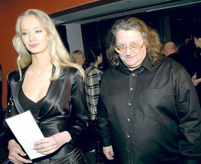 Dragostea este oarbă. Cum arată soţia celui mai faimos cântăreţ de rock din Rusia 232452