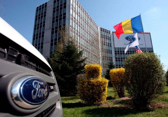 Ford opreşte producţia de maşini şi motoare la uzina din Craiova. Când va fi reluată asamblarea B-Max