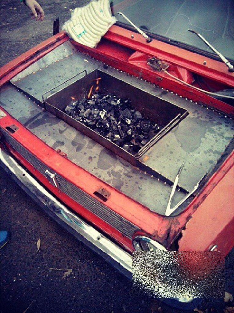 Acesta este cel mai original tunning auto. În România, o astfel de maşină s-ar vinde ca pâinea caldă 232600