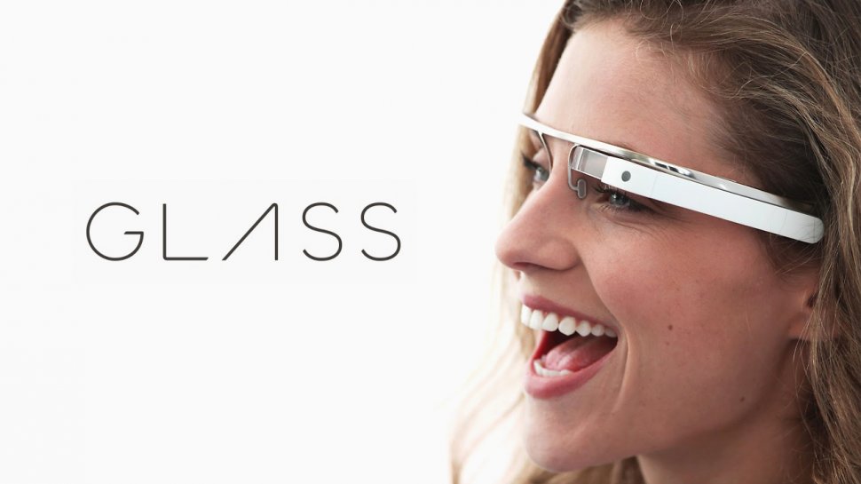 Google creşte producţia de ochelari Glass, astfel utilizatorii existenţi vor putea &quot;invita&quot; şi alte persoane