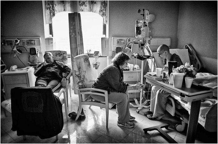 "Dragostea crede totul, iartă totul, nădăjduieşte totul". Povestea emoţionantă a acestor oameni trece dincolo de MOARTE 232848