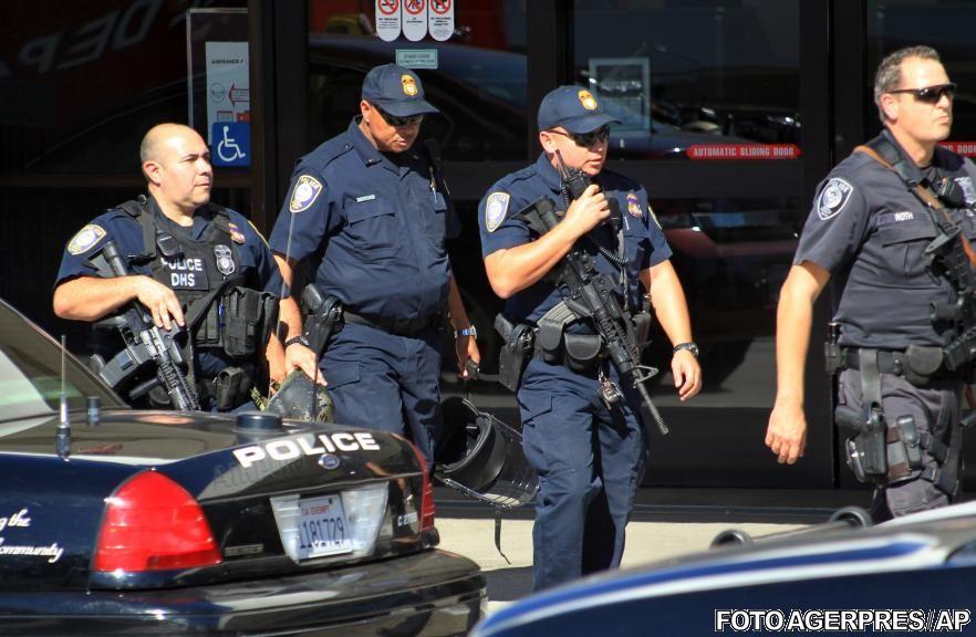 GALERIE FOTO: Atac armat pe aeroportul din Los Angeles. Un ofiţer TSA a fost ucis şi mai multe persoane au fost rănite 233334