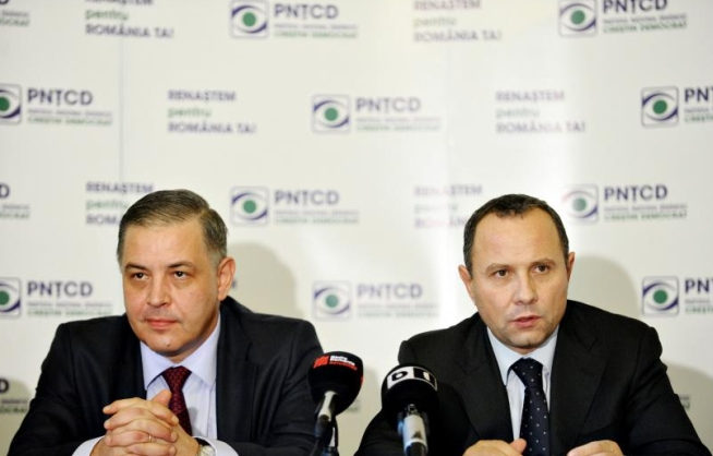 Învierea PNŢCD: &quot;Împreună cu preşedintele Băsescu să repunem dreptatea la Cotroceni&quot;