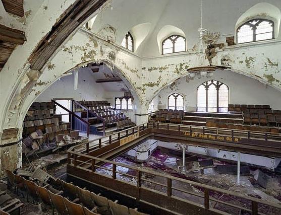 Imagini din CEL MAI MARE ORAŞ american intrat în FALIMENT 233392