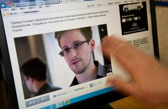 Snowden: Spionajul în masă ameninţă libertatea de opinie şi societăţile deschise
