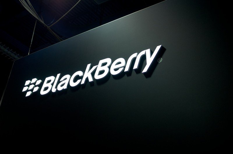 BlackBerry nu mai este de vanzare! Acţiunile au scăzut cu 15% la aflarea veştii