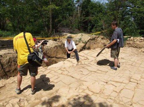 Dacă e adevărat, va fi descoperirea SECOLULUI. Ce s-a întâmplat în apropiere de România, în EPOCA de GHEAŢĂ 233772