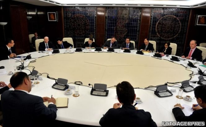 FMI: Nu suntem în postura de a face Guvernului recomandări privind proiectul Roşia Montană