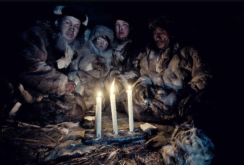 FOTOREPORTAJ impresionant cu &quot;oameni pe cale de dispariţie&quot;. Pentru ei VIAŢA are un alt sens 234273