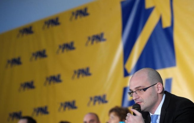 Deputatul Florin Alexe a fost REALES în fruntea organizaţiei PNL Sector 3