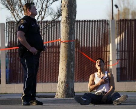 Imaginea ŞOCANTĂ care scoate la suprafaţă ororile războiului. "Zgâriau pereţii cu unghiile, implorând soldaţii să le dea drumul" 234622