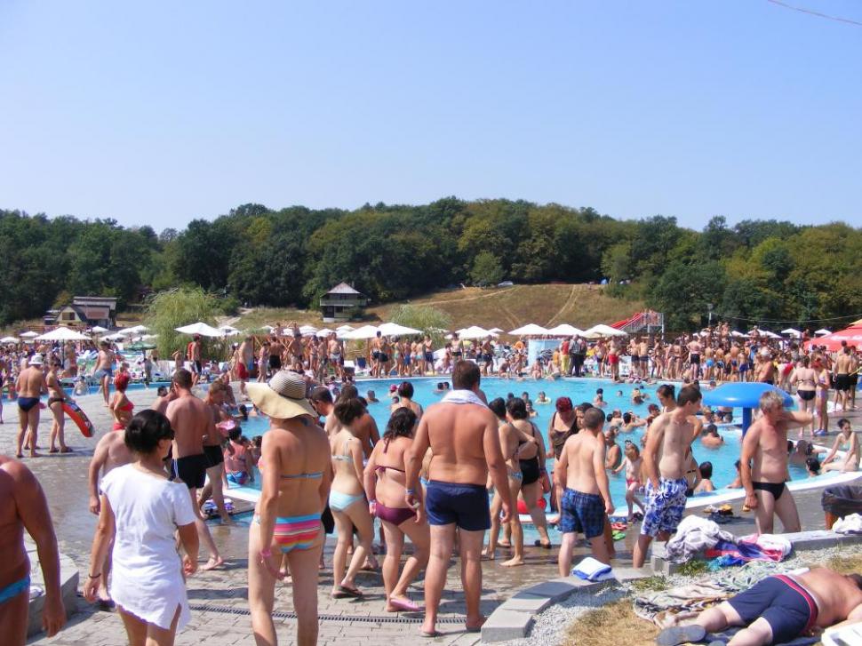 (P) Mai multă distracţie la Băile Figa după inaugurarea Aqualandului-ului 234340