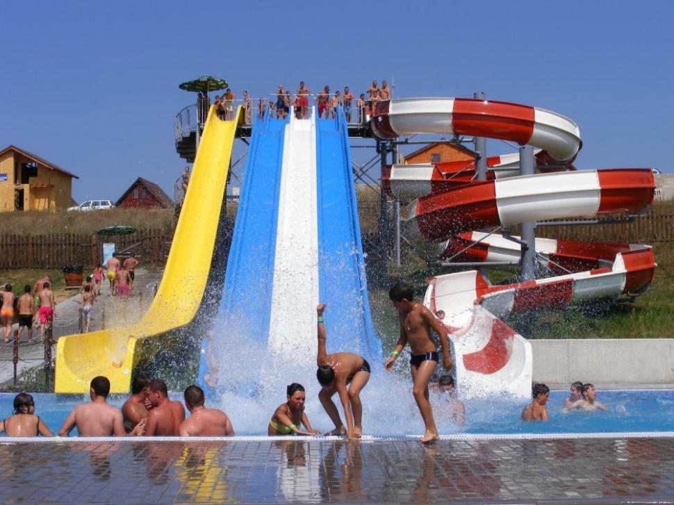 (P) Mai multă distracţie la Băile Figa după inaugurarea Aqualandului-ului 234342