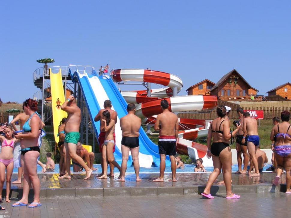 (P) Mai multă distracţie la Băile Figa după inaugurarea Aqualandului-ului 234343