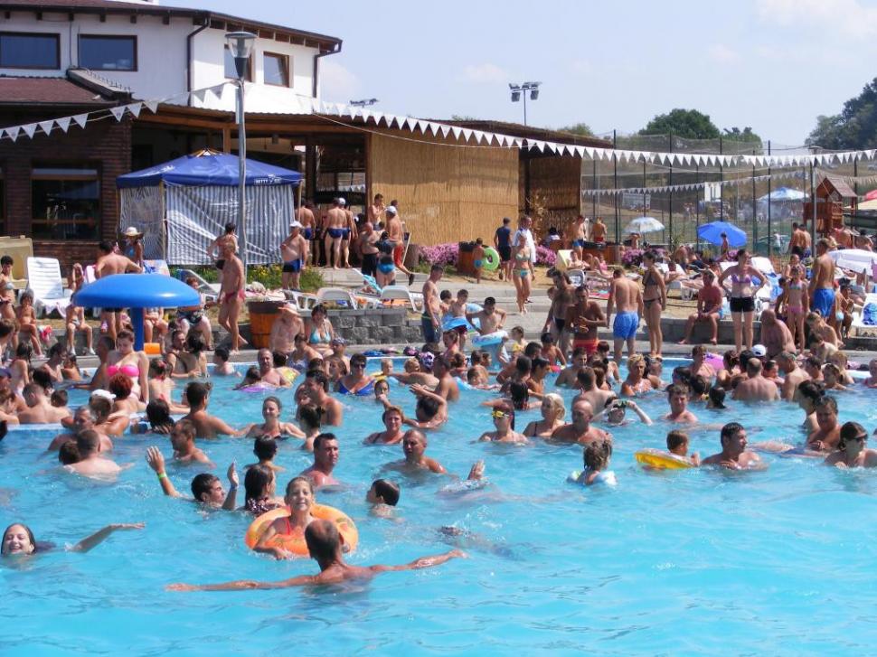 (P) Mai multă distracţie la Băile Figa după inaugurarea Aqualandului-ului 234345