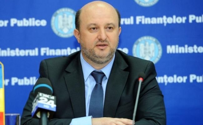 Băsescu a intervenit în favoarea lui Gheţea, directorul CEC Bank. L-a sunat pe Daniel Chiţoiu să nu-l schimbe din funcţie