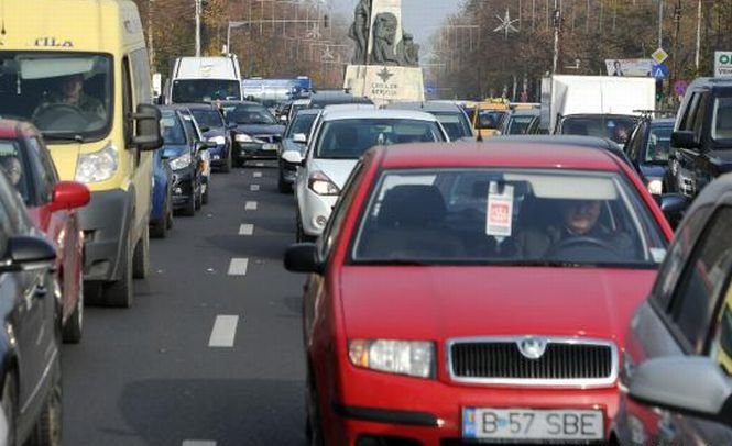Trafic restricţionat în centrul Bucureştiului, în timpul protestului studenţilor