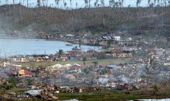 Bilanţ oficial guvernamental: Taifunul Haiyan s-a soldat cu 3.621 de morţi în Filipine