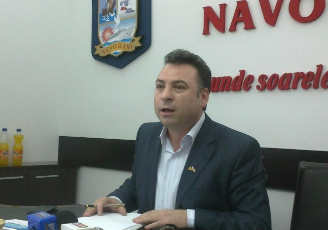 Primarul din Năvodari, Nicolae Matei, îşi ameninţă în stil mafiot contestatarii