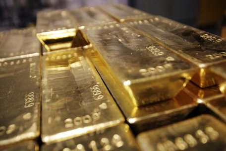 India. Lingouri de aur în valoare de peste 1,1 milioane de dolari au fost descoperite în toaleta unui avion